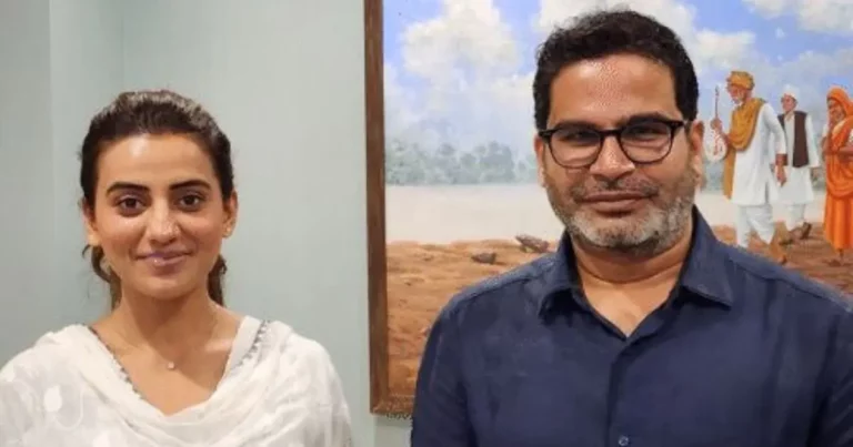 Bhojpuri actress Akshara Singh with political consultant and tactician Prashant Kishor