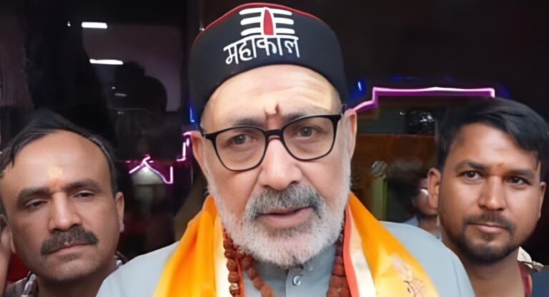 Union Minister Giriraj Singh speaks to the media after narrowly escaping an attack during a Janta Darbar in Begusarai, Bihar.
