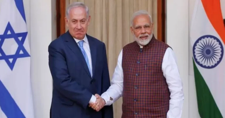 PM Israel, Benjamin Netanyahu with Indian Prime Minister Narendra Modi shaking hand together