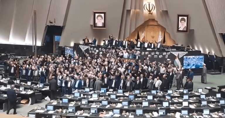 Iran parliament "Death to Israel" chant