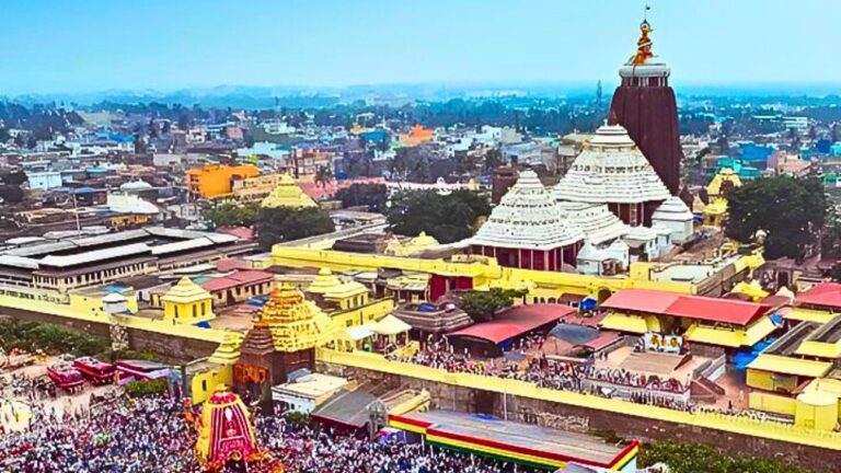 Jagannath Puri Temple, a magnificent temple complex in Puri, Odisha, renowned for its religious significance and architectural beauty.