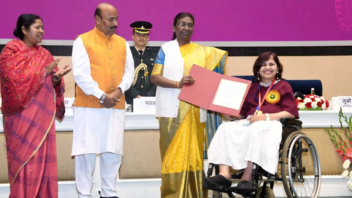 President Murmu Presents National Awards for Empowerment of Persons with Disabilities 2023